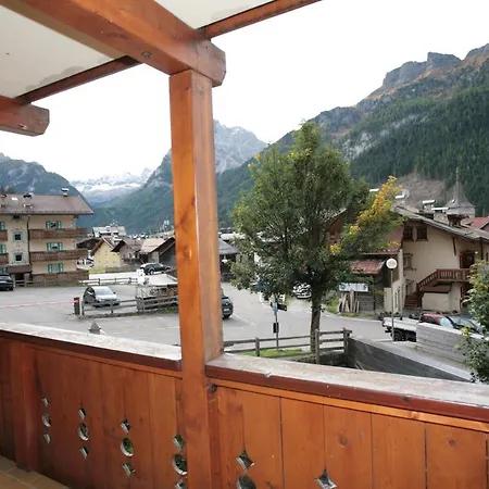 Anny Apartment Canazei